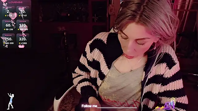 AnnieGOld_'s Live XXX Chat