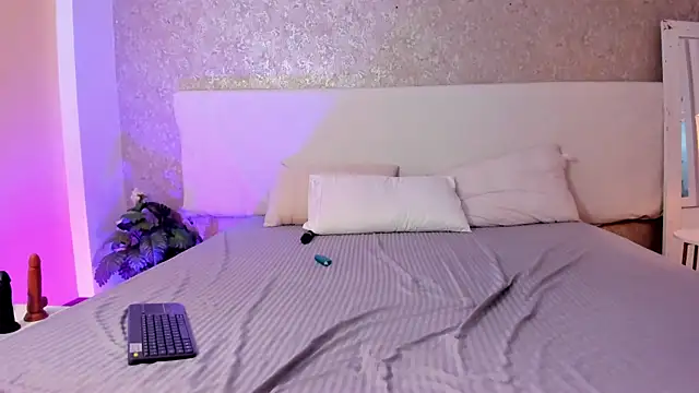 KamileBlakeのライブXXXチャット