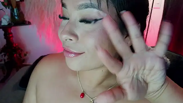 Živý XXX chat mia_roux1