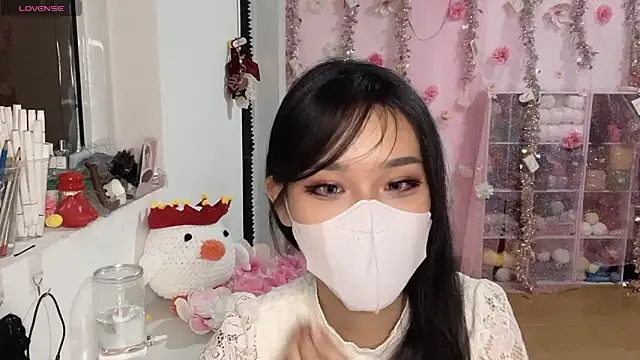 Tieu-May's Live XXX Chat