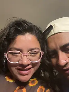 Chat +18 de Vivi_Kvsh ao vivo