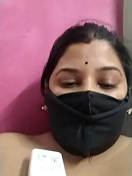 pinkisaha75 webcam show