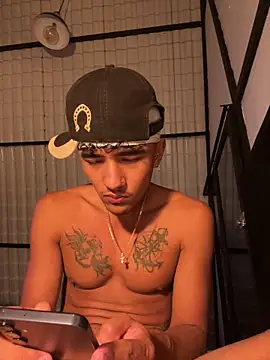 Show Webcam de billi_adamzz