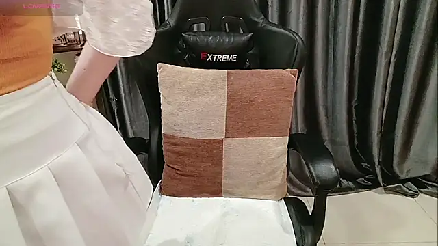 Yuki-yio 即時 XXX 聊天