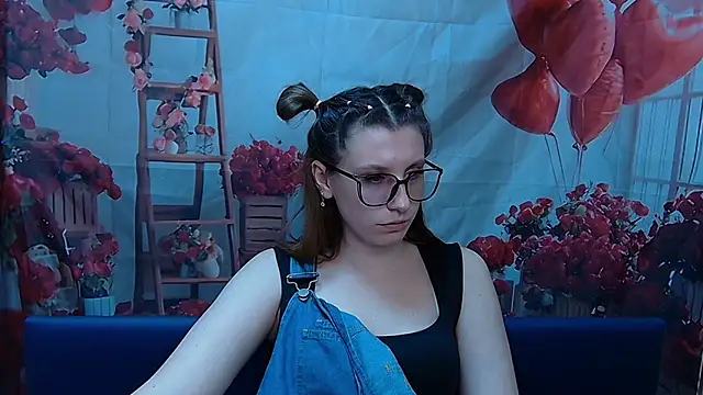 LilianaShineのライブXXXチャット