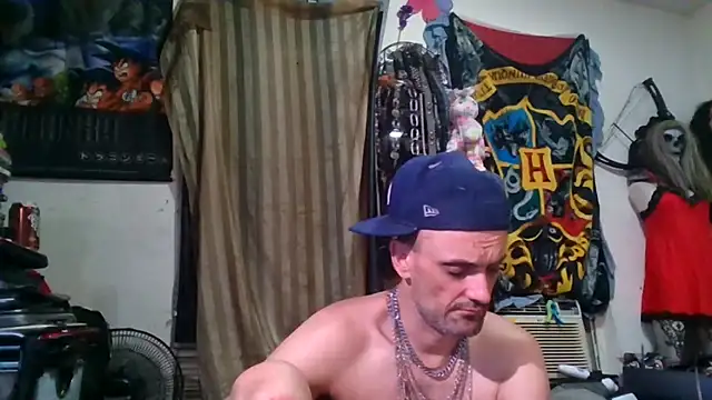 slinginbigD: онлайн-секс-чат