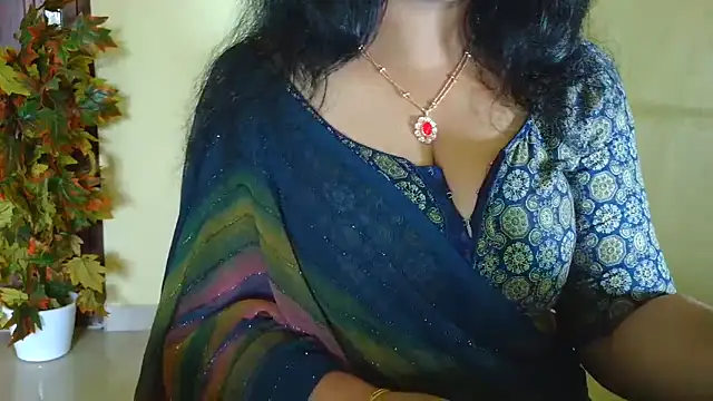 Онлайн чат XXX Mallu_MayaMadhav