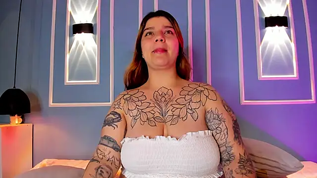 julieta_zc Chat XXX in diretta