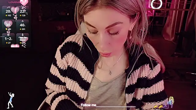 AnnieGOld_'s Live XXX Chat