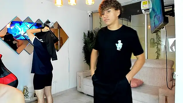 Онлайн чат XXX Houseofwarrios