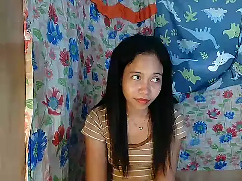 PinaySkinnyGirl 现场XXX聊天