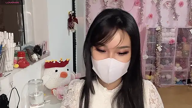 Chat XXX en directo de Tieu-May