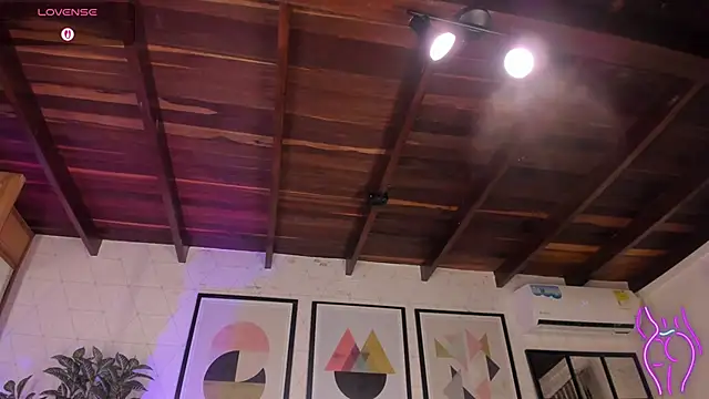 Živý XXX chat MiaKay1