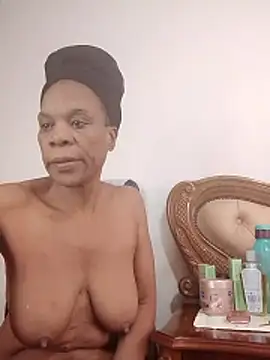 Hotcougar 라이브 XXX 채팅