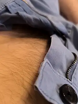 Chat XXX en directo de AttractiveSilk5