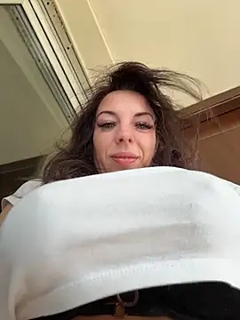 Almmaxxxx live XXX chat