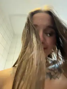 KishaMur's Live XXX Chat