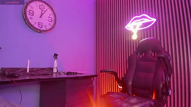 Maximoking26: онлайн-секс-чат