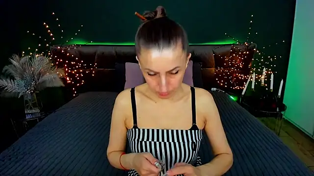 แชท XXX สดของ Rebecca_Diamond