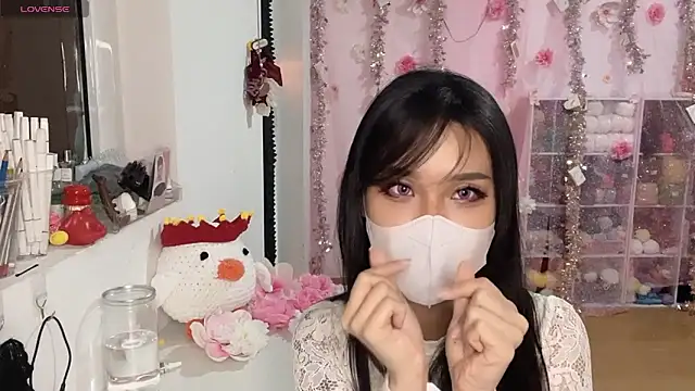 Tieu-May – Naživo XXX chat