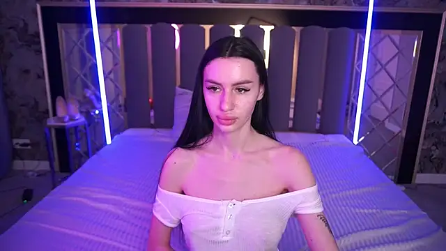 Chat +18 de Snow_WhiteeeX ao vivo