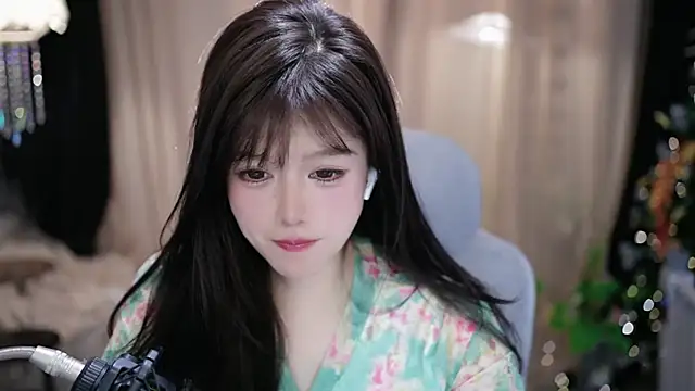 Cecily Chat XXX in diretta