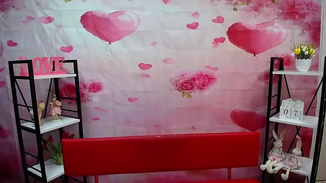 XXX chat uživo modela NeonilaLisova