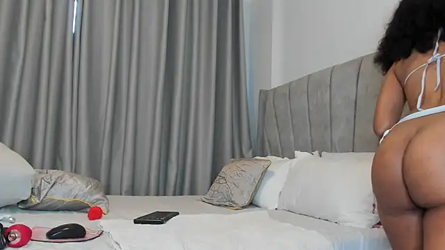 thee_sexy_goddess 即時 XXX 聊天