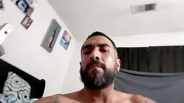 Forbidden_daddy's Live XXX Chat