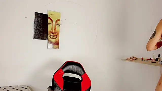 Chat XXX ao vivo de Shai_tsgirl_