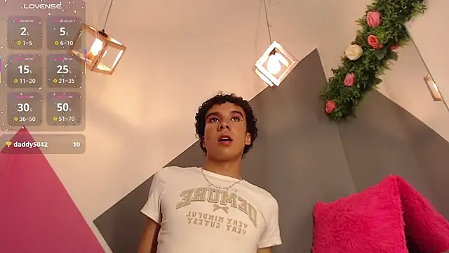 Lord_Tayronn Live XXX chat