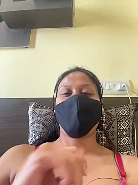 indianshycouple's Live XXX Chat