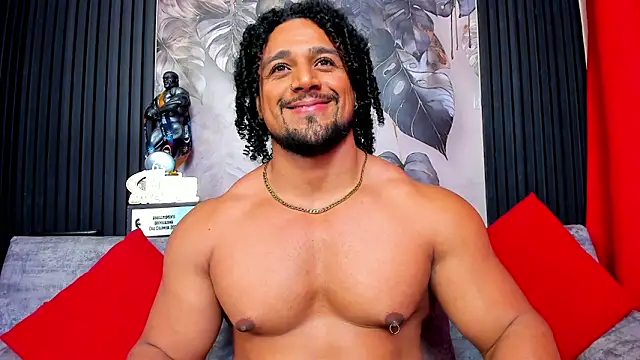 Czat XXX na żywo – MikeEstevess