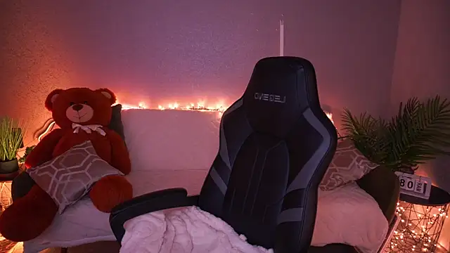 دردشة MirandaWong الجنسية المباشرة