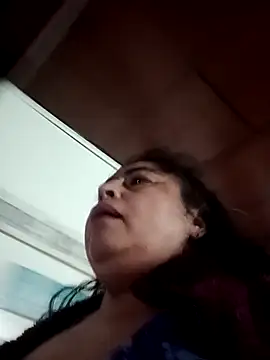 Keyla01_ élő XXX-chatje