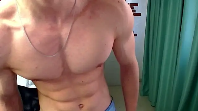 Chatroom XXX en direct de BradyFlint