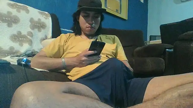 Chatroom XXX en direct de AlexAlejandro13