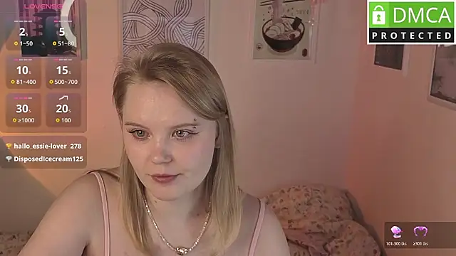 Essie_Fanning 现场XXX聊天