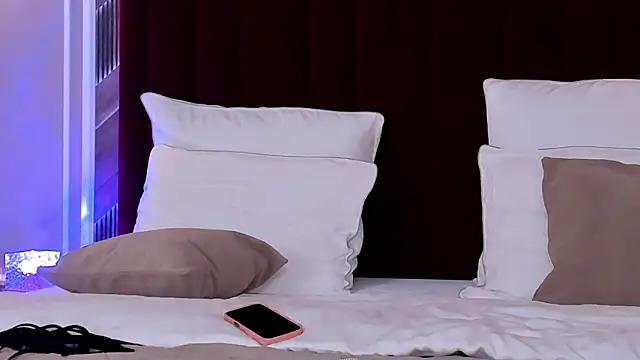 NoraHaynes' Live XXX Chat