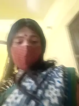 Lovely_Ladyboy_star – Naživo XXX chat