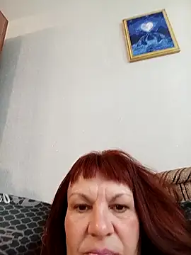 Augie_Cherry: διαδικτυακό σόου στην κάμερα