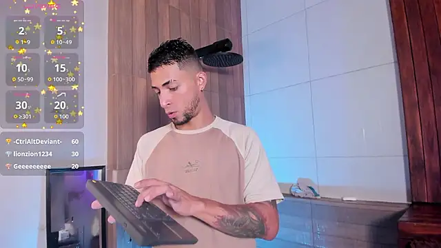 DrakeNeumann 现场XXX聊天