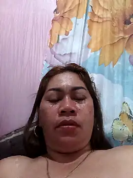 XXX chat uživo modela SweetChubbyMommy_02