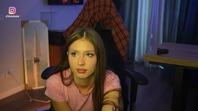 Živý XXX chat Cleose