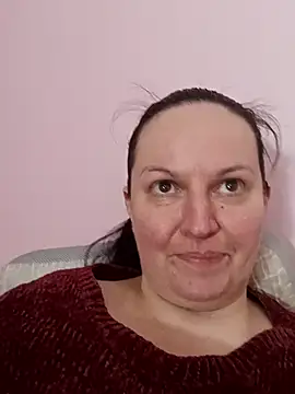 BustyLadyAlma's Live XXX Chat