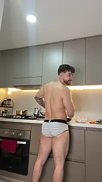 Valenthino_Salvatore – Live XXX-chat