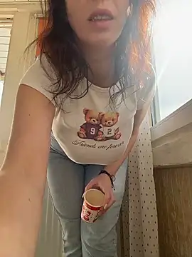 AlmmaxxxxのライブXXXチャット