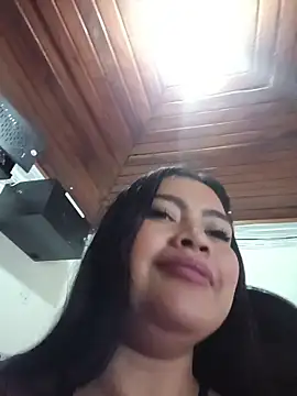 LunaaRosse Chat XXX live