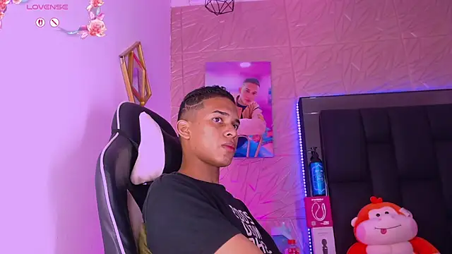 dilan_alfonzo Chat XXX in diretta