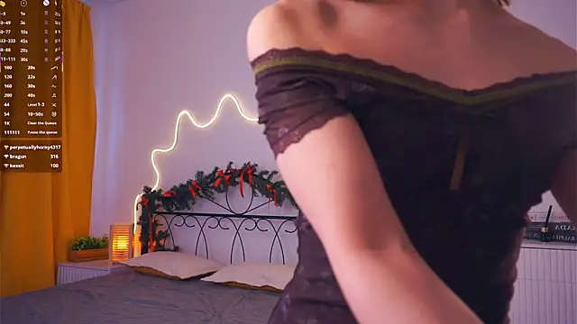 VeronaCritchlown Live XXX chat